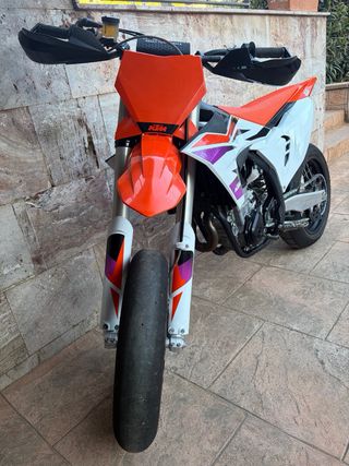 KTM 450 SMR 2024 Supermotard