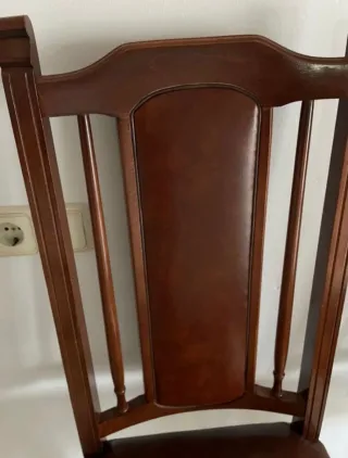 Juego 2 sillas comedor madera y piel