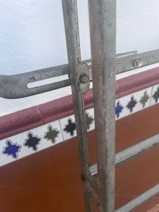 Portaequipajes clásico metálico.
