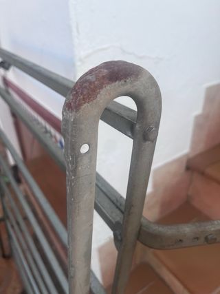 Portaequipajes clásico metálico.