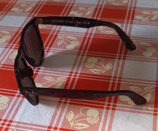 Varias gafas de sol
