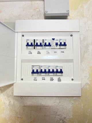 ELECTRICISTA PROFESIONAL!! INSTALACIONES SEGURAS!!