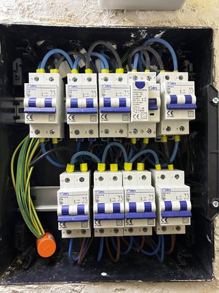 ELECTRICISTA PROFESIONAL!! INSTALACIONES SEGURAS!!