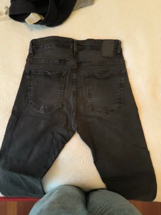 Vaqueros Zara negros ajustados Talla L