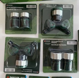 Set conectores, pistola riego y clips planta