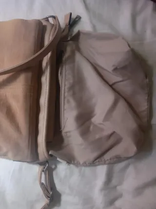 Bolso bandolera piel y tela beige