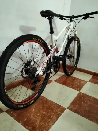 Mondraker Trackerr 29" muy ligera y como nueva