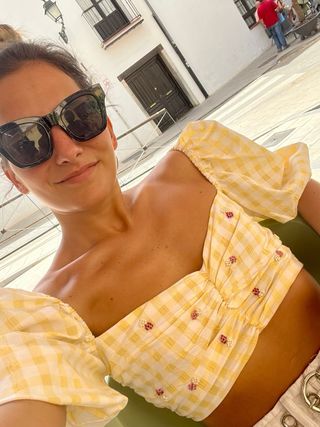 Top Zara espalda descubierta cuadros amarillos