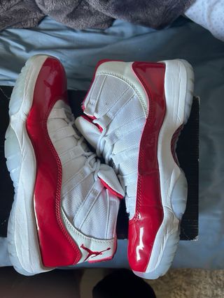 Jordan 11 Cherry