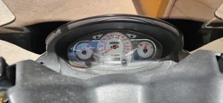 Suzuki Burgman Negra
