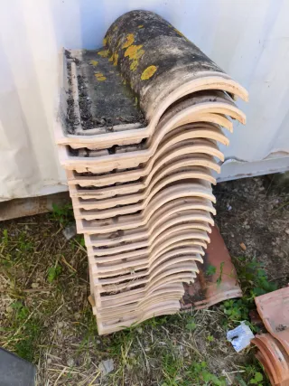 Tejas curvas de barro