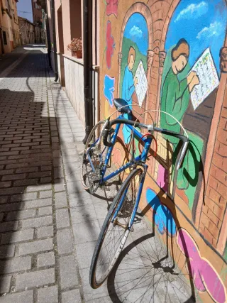 Bicicleta de carretera Orbea azul