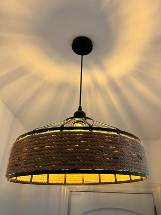 Lámpara colgante industrial cuerda y metal