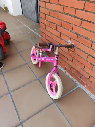 Moto infantil y bici