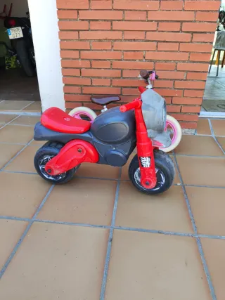 Moto infantil y bici