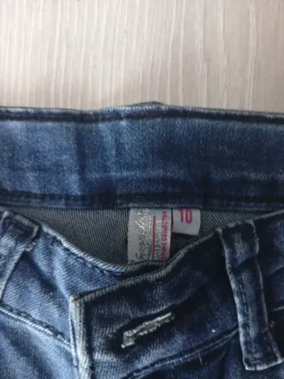 Conjunto niña: sudadera rosa y vaqueros