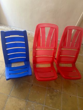 Sillas de Playa Plegables (Azul y Roja)