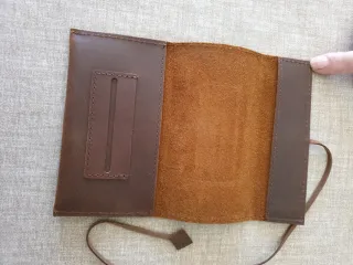 Tabaquera/Pitillera de liar de cuero