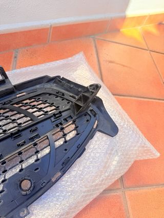 Parrilla Mercedes CLA