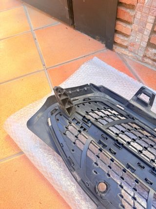 Parrilla Mercedes CLA