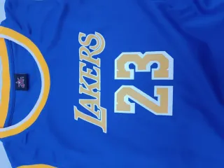 Conjunto Deportivo Lakers 23