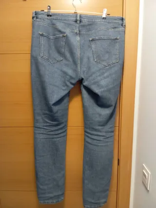 Pantalones vaqueros Massimo Dutti Talla 44