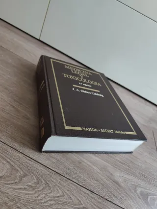 Medicina Legal y Toxicologia. Cuarta Edicion.