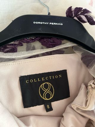 Vestido de fiesta morado y blanco