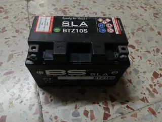 Batería Moto BS Battery BTZ10S Negra