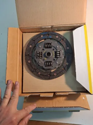 Kit Embrague LUK 620 0677 00