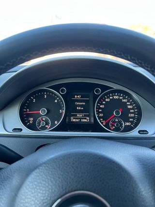 Volkswagen Passat CC 2011