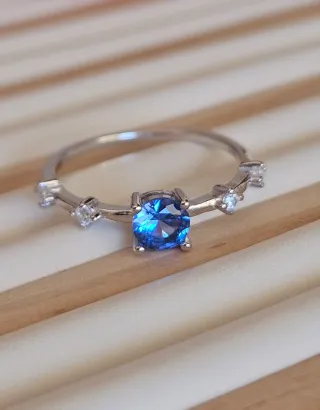 Anillo Plata 925 Piedra Azul y Circonitas