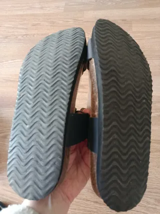 Sandalias negras talla 43 (equivale a 42)