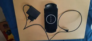 Consola Sony PSP Negra + 2 Juegos