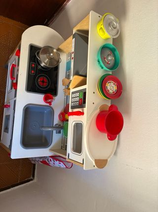 Cocinita de juguete en perfecto estado