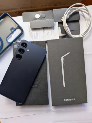Samsung Galaxy S25+ 256GB 12G con factura garantía