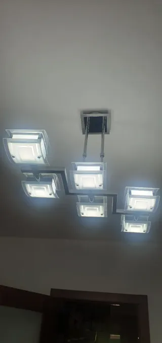 2 Lámparas salón moderna 1 x 4 focos  1 x 6 focos