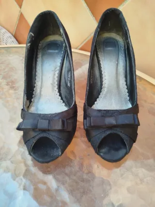 Zapatos de tacón negros talla 36