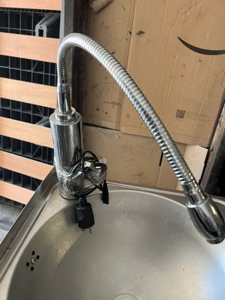 Lavamanos autónomo con calentador