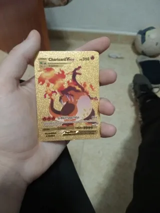 4 Cartas Charizard Doradas VMAX 2020