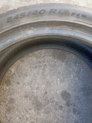 Neumáticos 245/40 R19