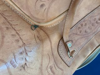 Bolsa de cuero artesanal de Perú