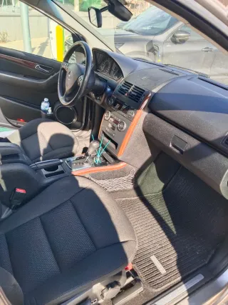 Mercedes-Benz elance 2005