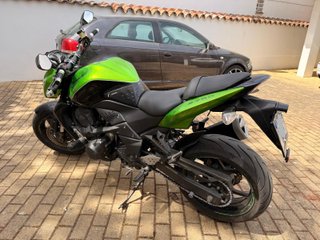 Kawasaki Z750 Verde y Negra Año 2008. 34150km.