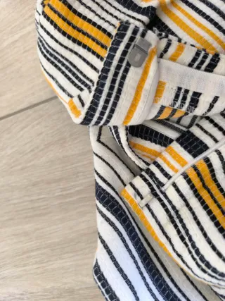 Pantalón corto rayas Stradivarius Talla S mujer