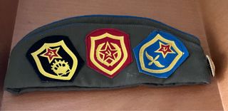 Gorra militar piloto ruso con insignias
