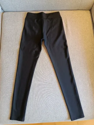 Pantalón negro elegante