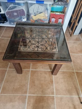 Mesa de centro estilo árabe con cristal