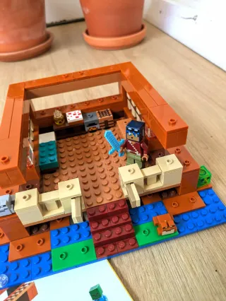 Set di costruzione LEGO Minecraft La Casa-Rana 21256