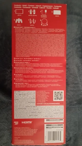 Nintendo Switch OLED + Mario Kart 8 Deluxe